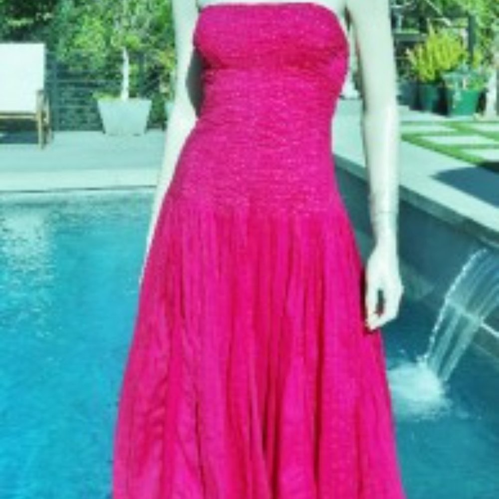 Diane VenFurnsterberg LOVELY PINK SHOULDERLESS DR - Picture 4 of 7